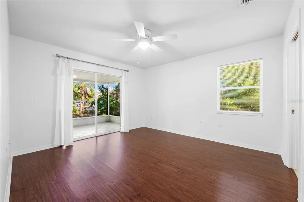 630 JEFFERSON AVENUE #19 Sarasota, FL 34237