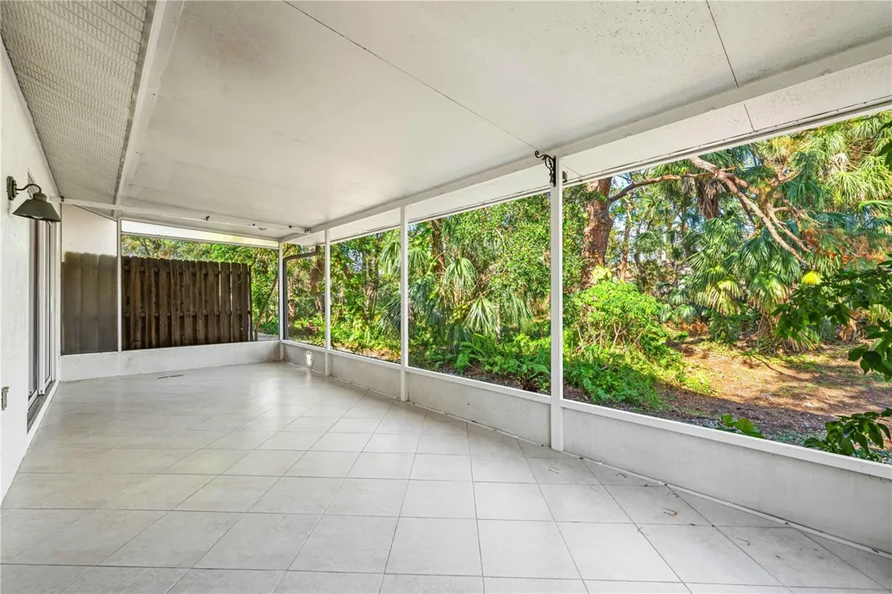 630 JEFFERSON AVENUE #19 Sarasota, FL 34237