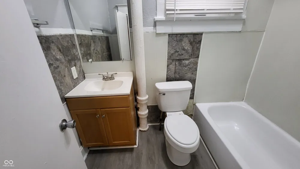 2822 Olney Street Indianapolis, IN 46218