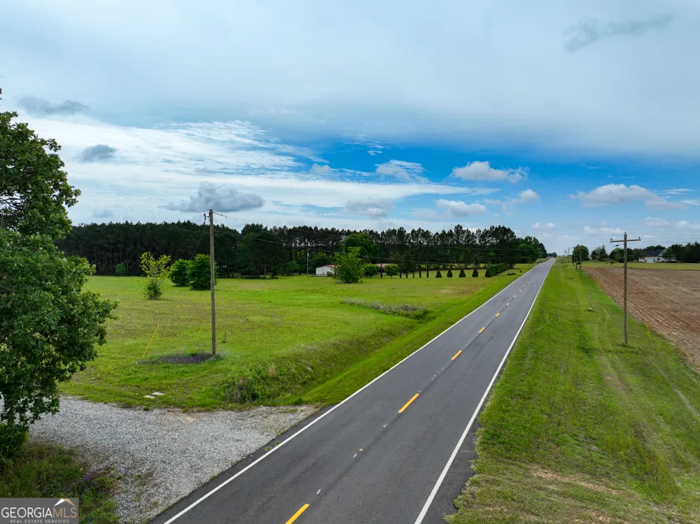 759 Pitts RD Hawkinsville, GA 31036
