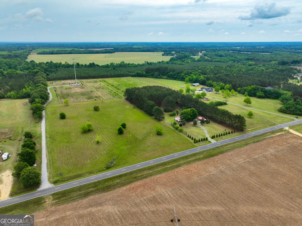 759 Pitts RD Hawkinsville, GA 31036