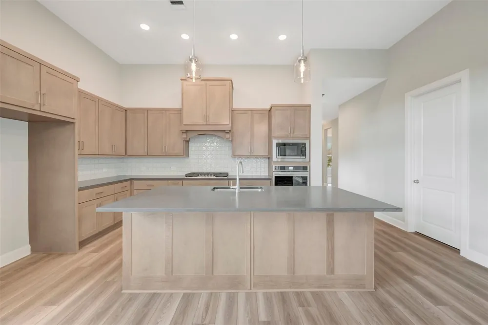 1935 El Pino Street Todd Mission, TX 77316
