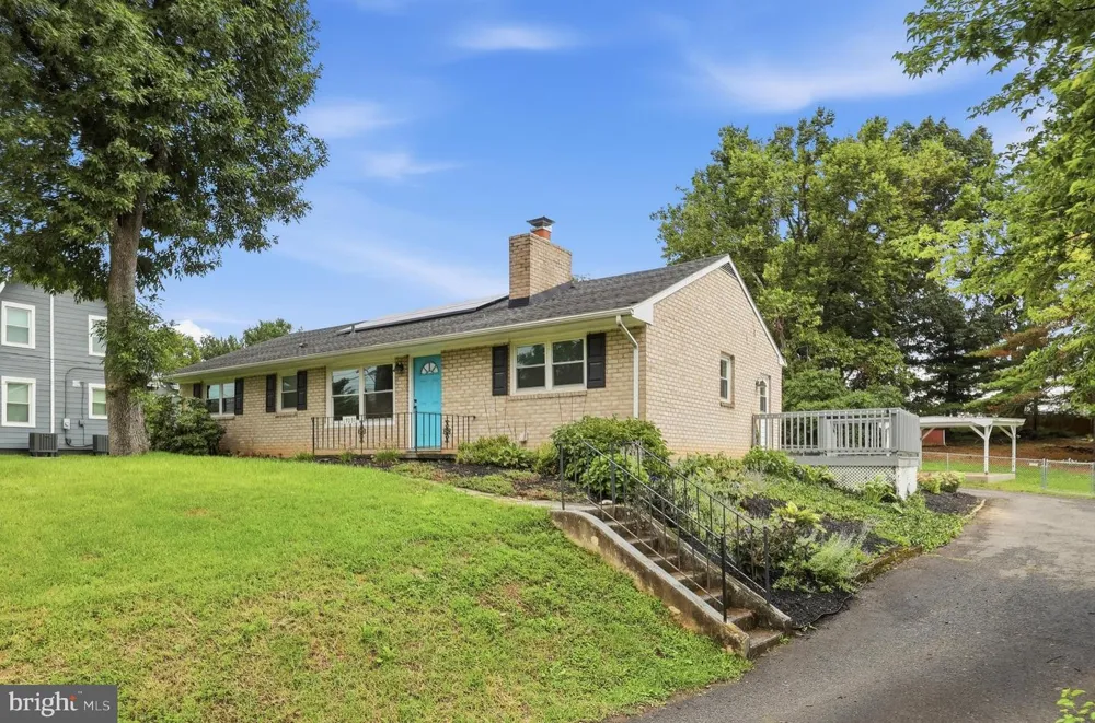 17031 VIRGINIA AVENUE Williamsport, MD 21795
