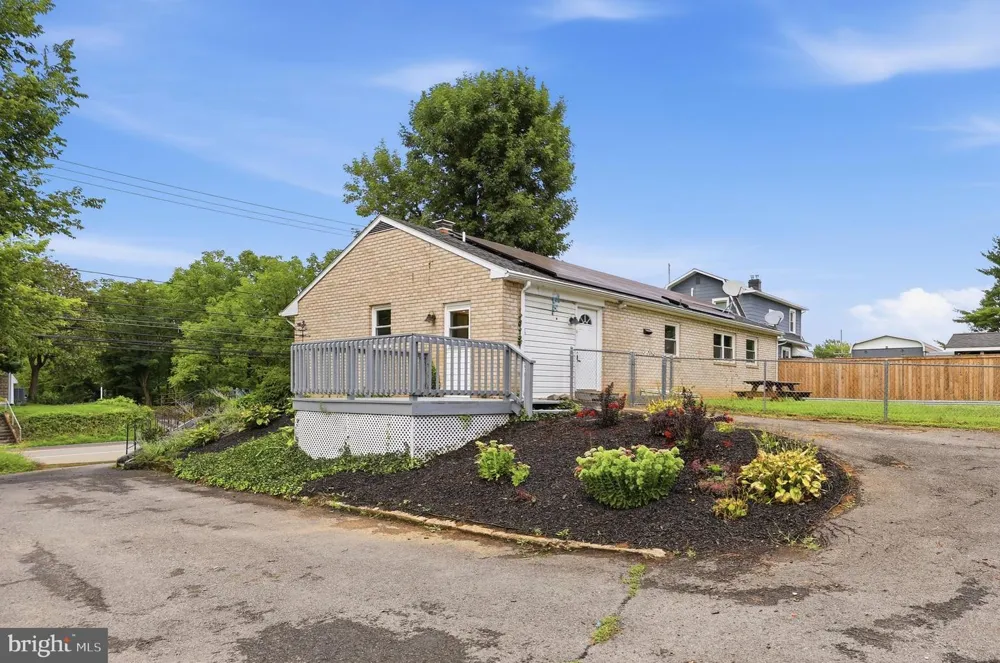 17031 VIRGINIA AVENUE Williamsport, MD 21795