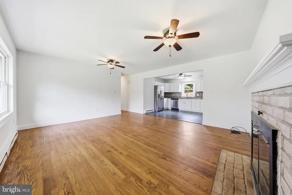 17031 VIRGINIA AVENUE Williamsport, MD 21795