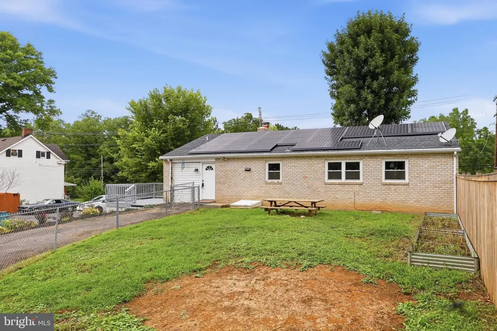 17031 VIRGINIA AVENUE Williamsport, MD 21795