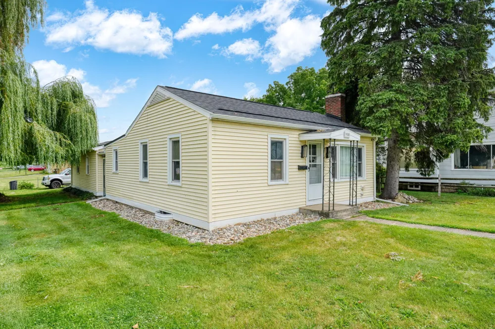 1100 E North Street Jackson, MI 49202