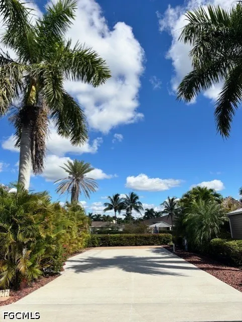 Cypress Trail Resort Circle Fort Myers, FL 33905