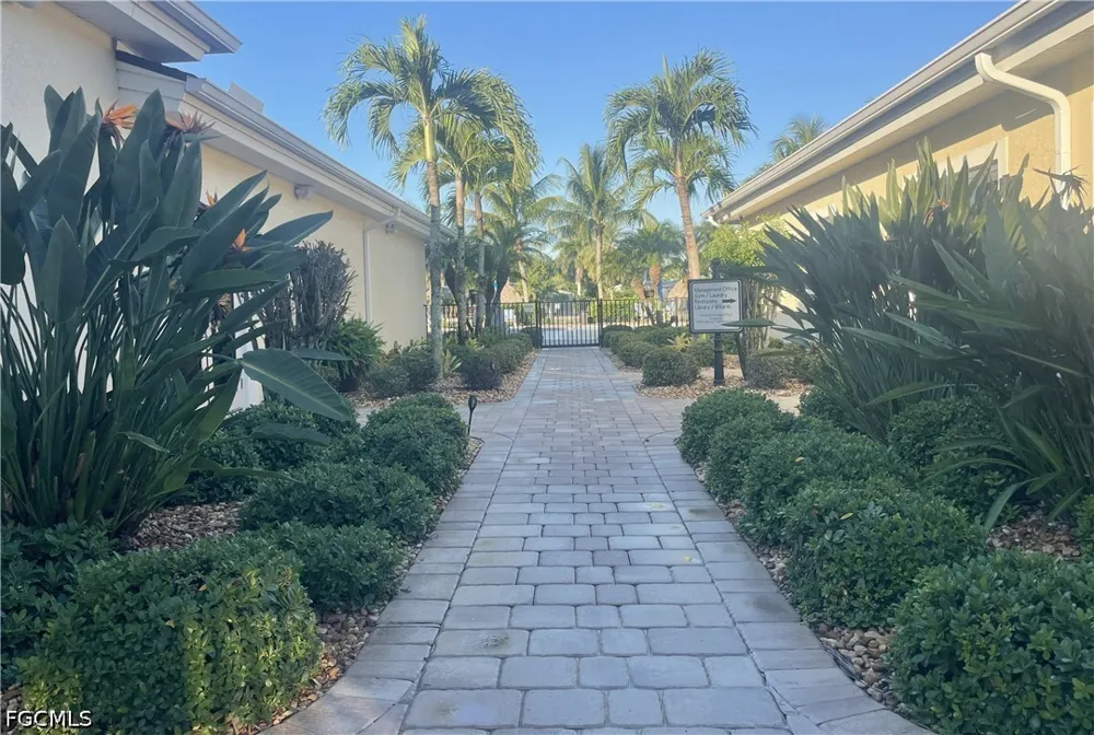 Cypress Trail Resort Circle Fort Myers, FL 33905