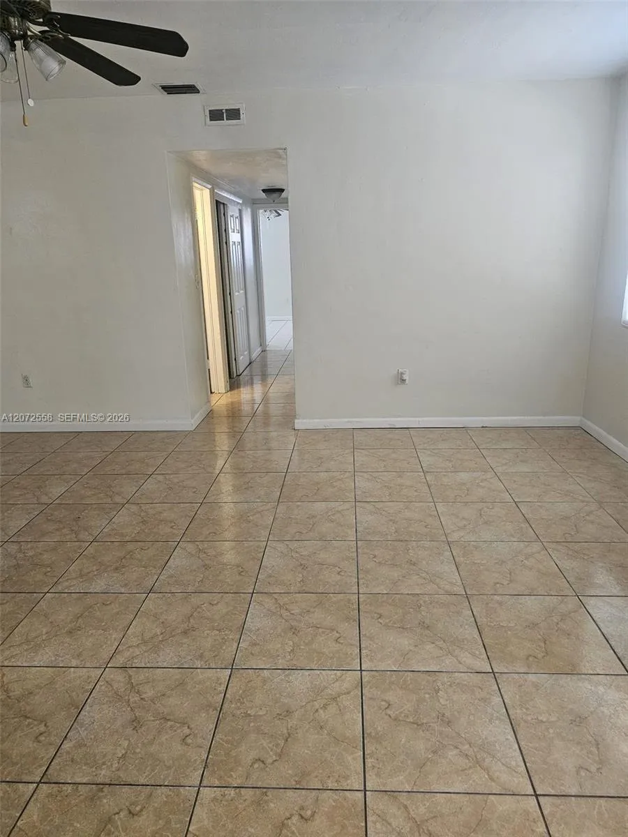 331 NW 195th Ter Miami Gardens, FL 33169