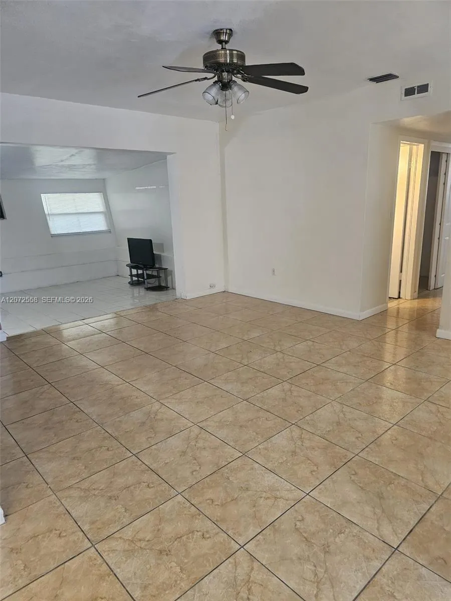 331 NW 195th Ter Miami Gardens, FL 33169
