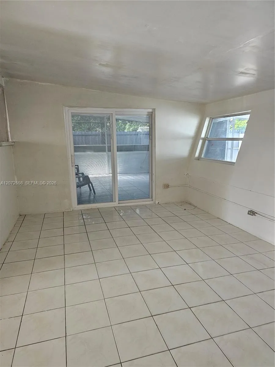 331 NW 195th Ter Miami Gardens, FL 33169