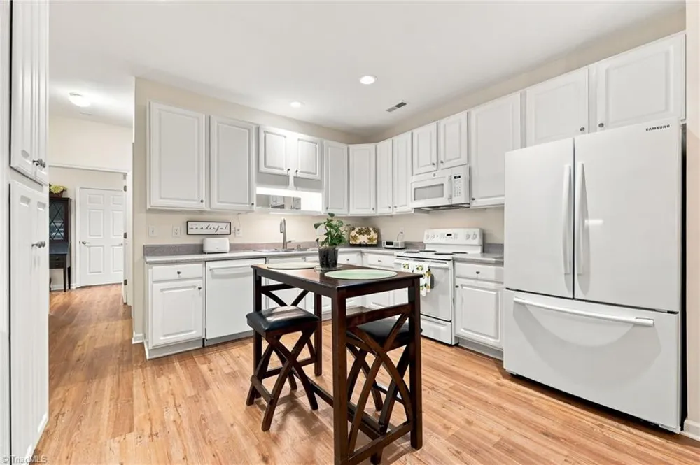 1006 Gretchen Lane Greensboro, NC 27410
