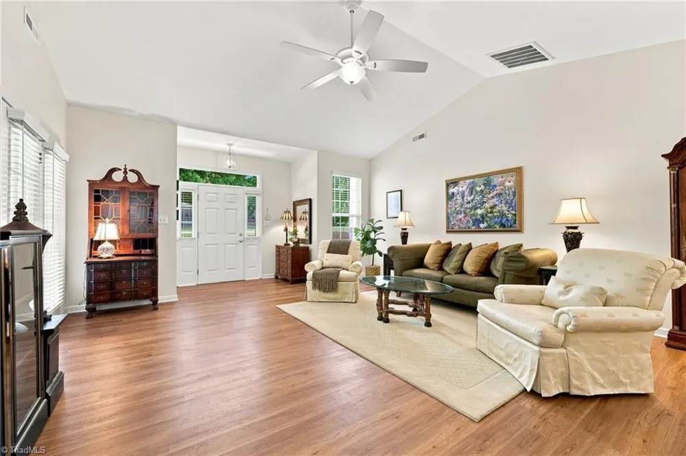1006 Gretchen Lane Greensboro, NC 27410
