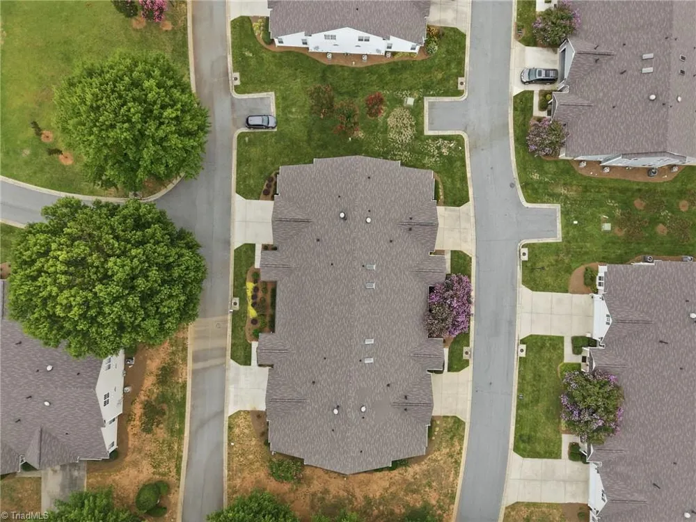 1006 Gretchen Lane Greensboro, NC 27410