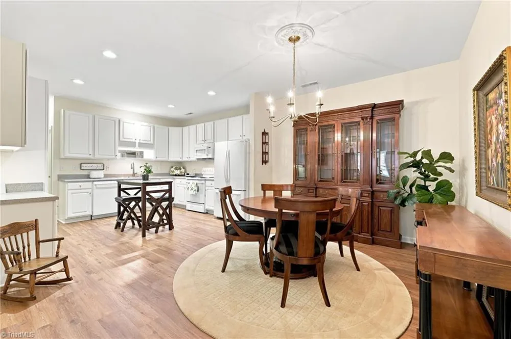1006 Gretchen Lane Greensboro, NC 27410