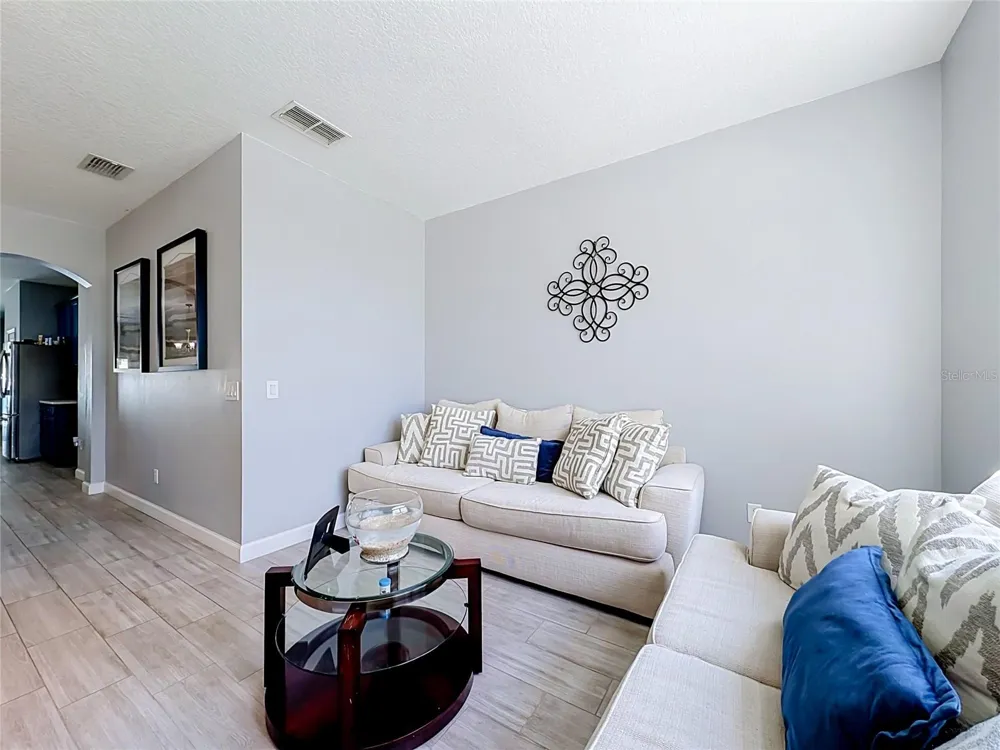 9850 HIDDEN DUNES LANE Orlando, FL 32832
