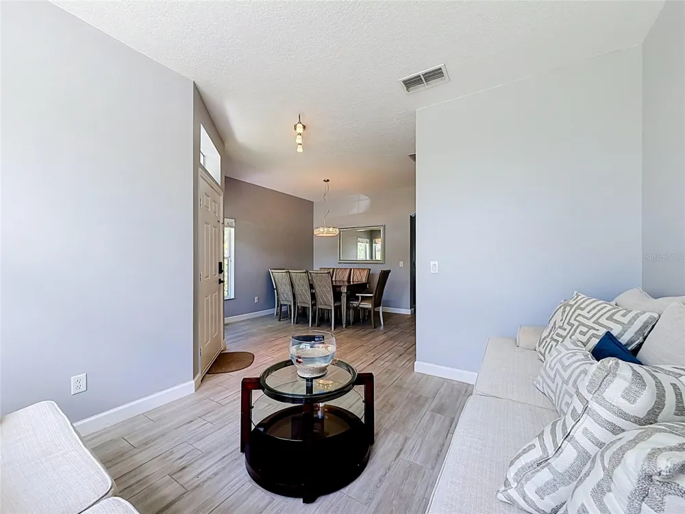 9850 HIDDEN DUNES LANE Orlando, FL 32832
