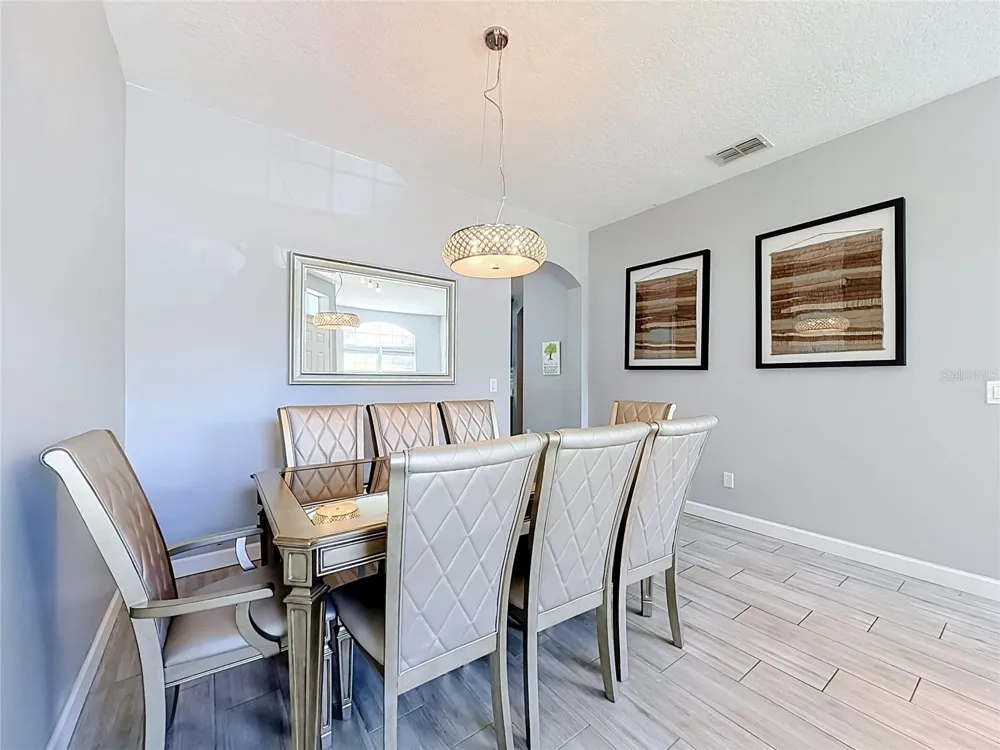 9850 HIDDEN DUNES LANE Orlando, FL 32832