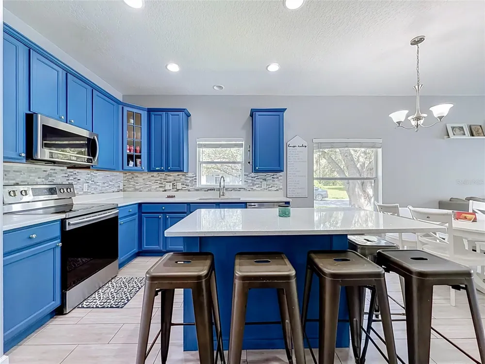 9850 HIDDEN DUNES LANE Orlando, FL 32832
