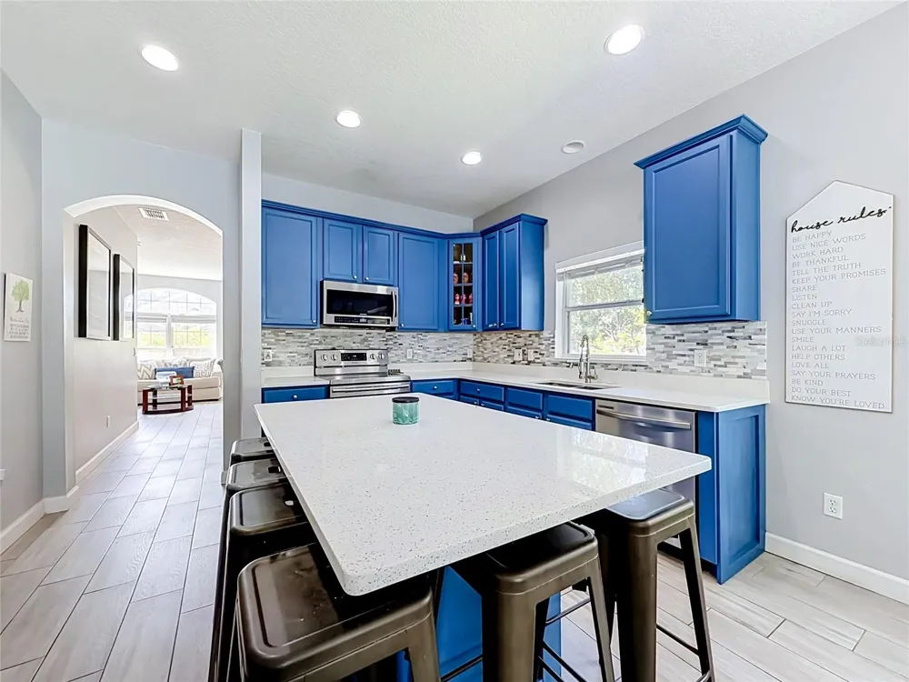 9850 HIDDEN DUNES LANE Orlando, FL 32832