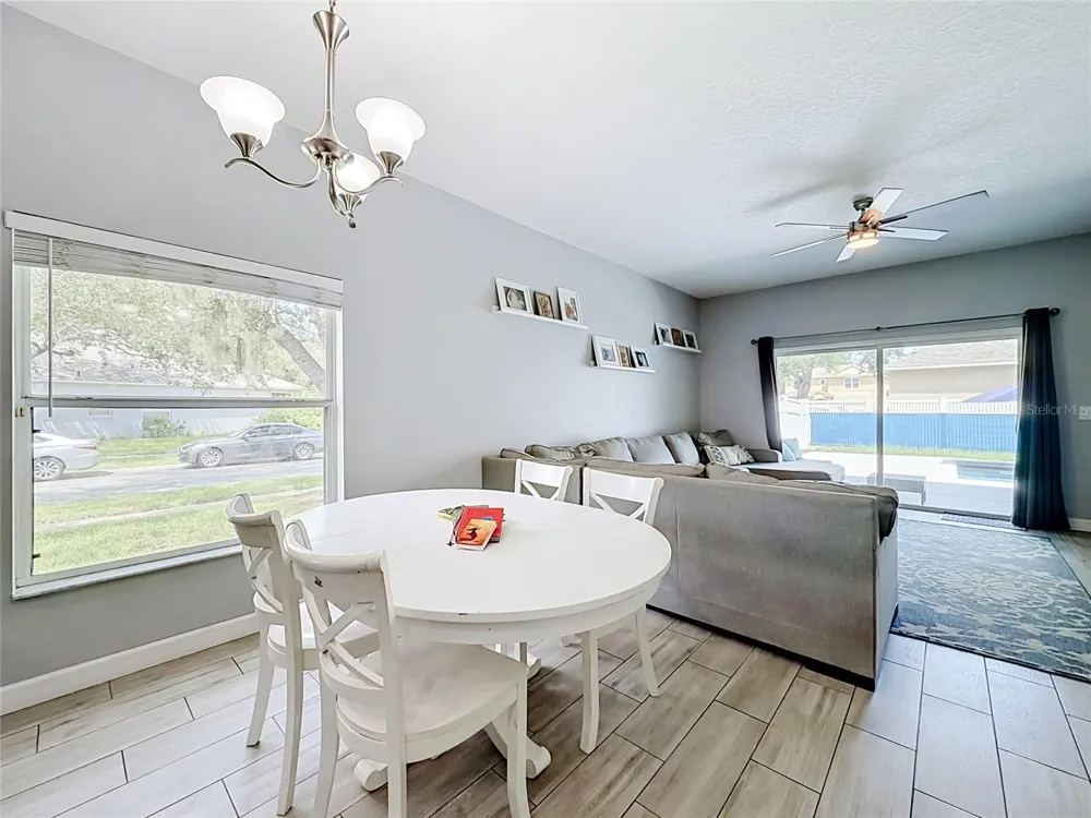 9850 HIDDEN DUNES LANE Orlando, FL 32832