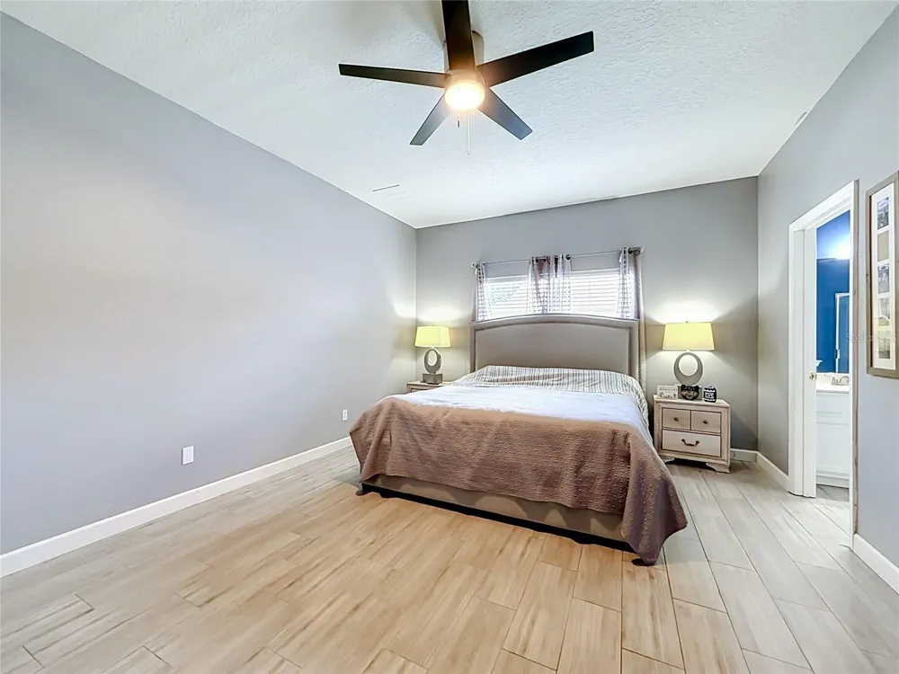 9850 HIDDEN DUNES LANE Orlando, FL 32832