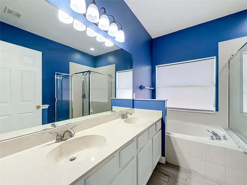 9850 HIDDEN DUNES LANE Orlando, FL 32832