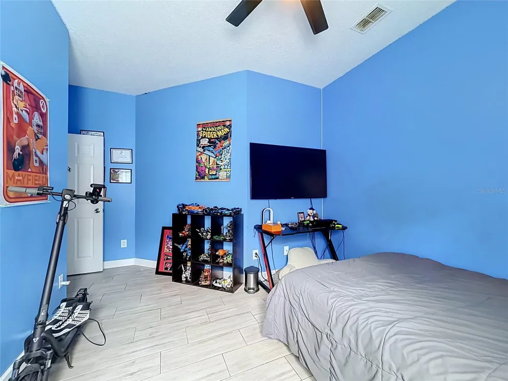 9850 HIDDEN DUNES LANE Orlando, FL 32832