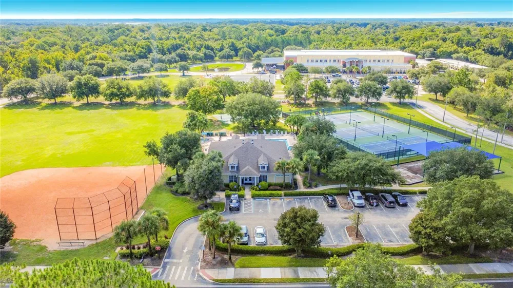 9850 HIDDEN DUNES LANE Orlando, FL 32832