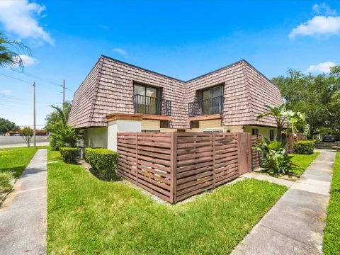 15446 E POND WOODS DRIVE #15446