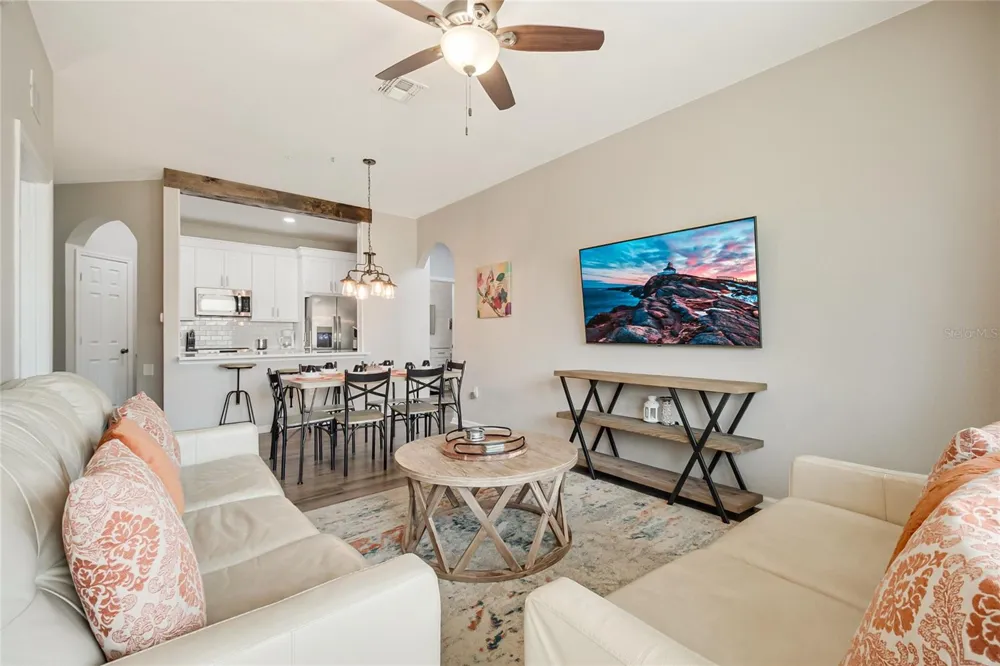 2817 ALMATON LOOP #402 Kissimmee, FL 34747