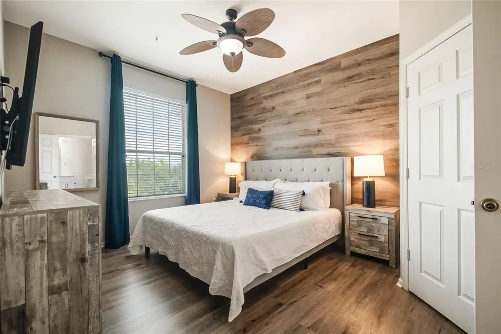2817 ALMATON LOOP #402 Kissimmee, FL 34747