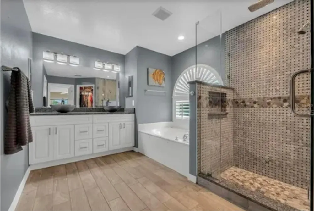 624 HARDWOOD CIRCLE Orlando, FL 32828