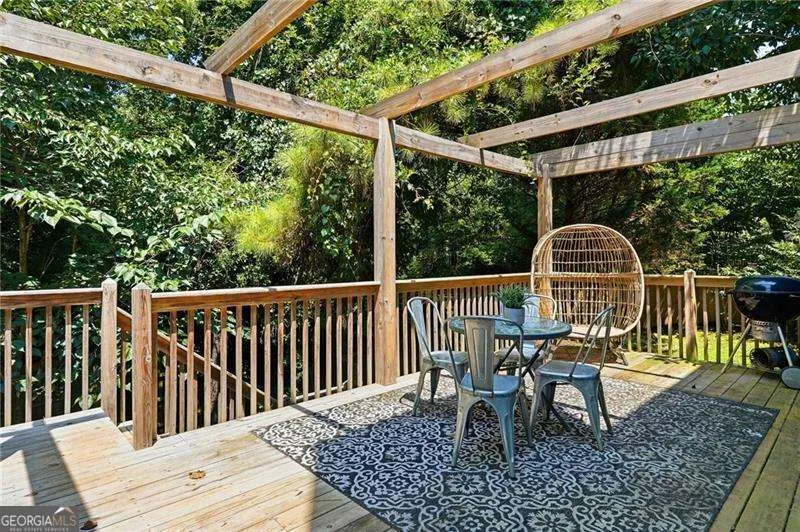 575 Kingsport DR Alpharetta, GA 30076