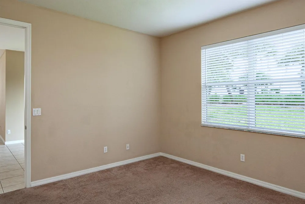 9851 E VERONA CIRCLE Vero Beach, FL 32966