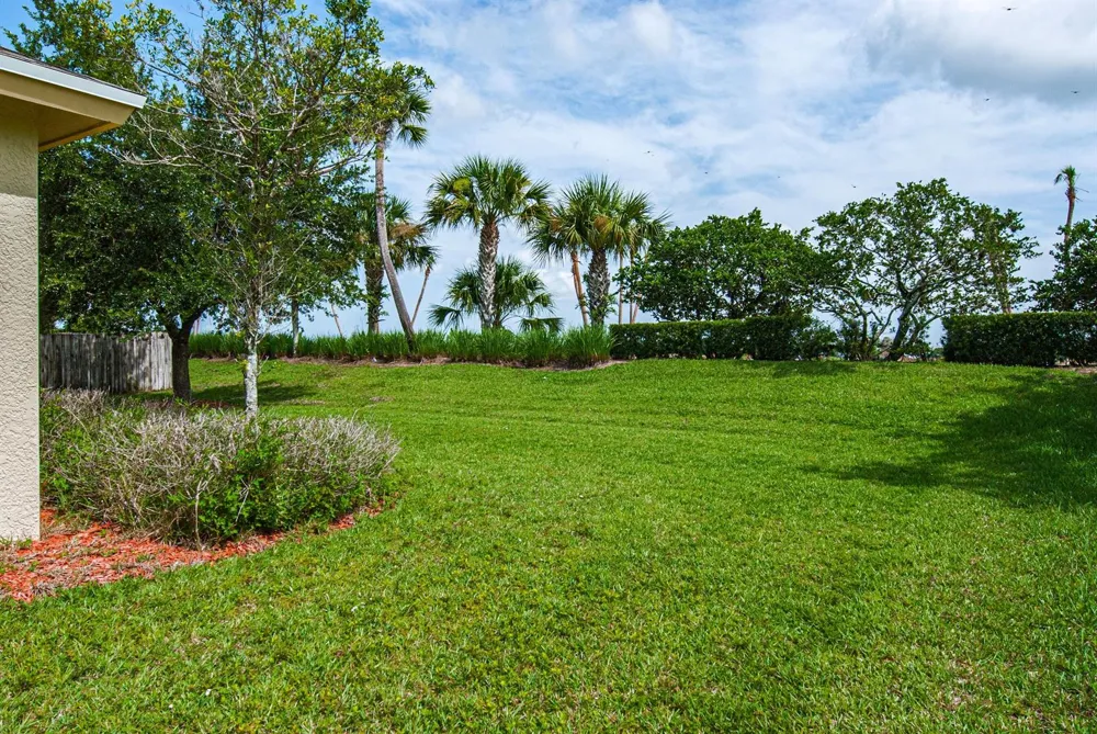 9851 E VERONA CIRCLE Vero Beach, FL 32966