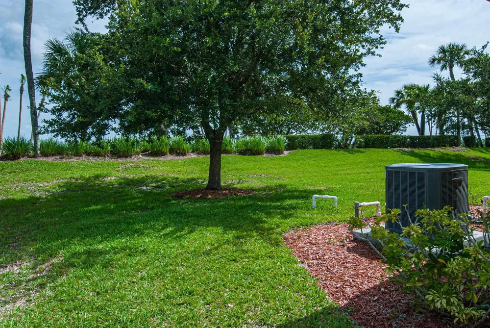 9851 E VERONA CIRCLE Vero Beach, FL 32966