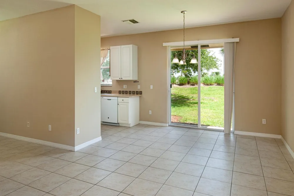 9851 E VERONA CIRCLE Vero Beach, FL 32966