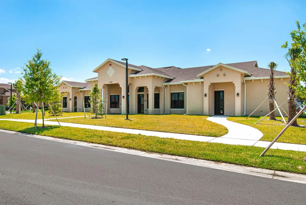 9851 E VERONA CIRCLE Vero Beach, FL 32966
