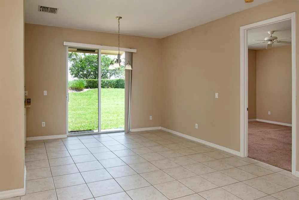 9851 E VERONA CIRCLE Vero Beach, FL 32966