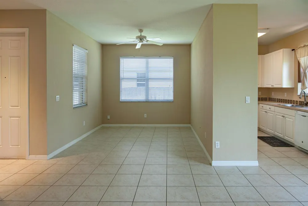 9851 E VERONA CIRCLE Vero Beach, FL 32966