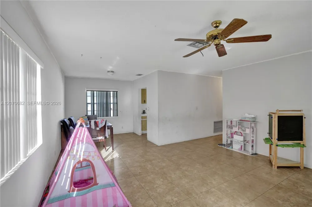5706 Lincoln St #1-2 Hollywood, FL 33021