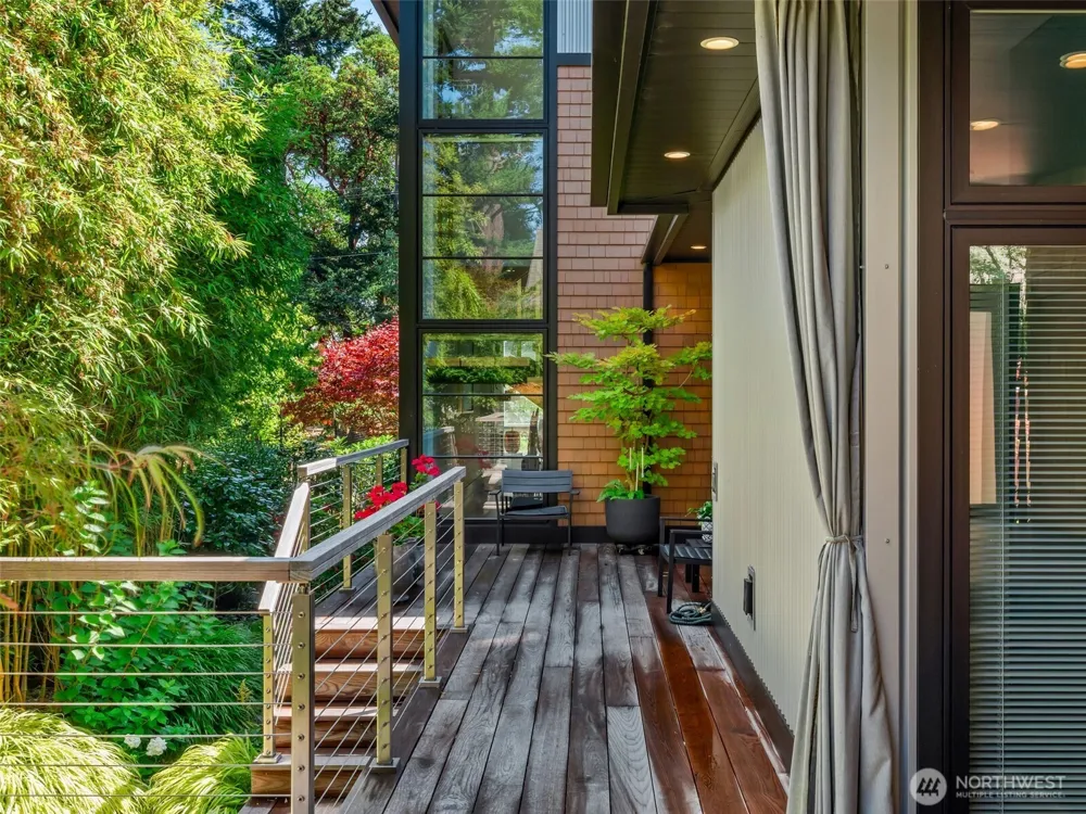 302 T STREET Port Townsend, WA 98368