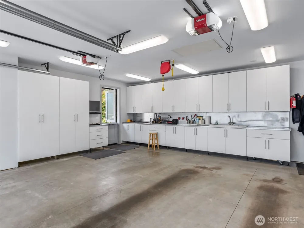 302 T STREET Port Townsend, WA 98368