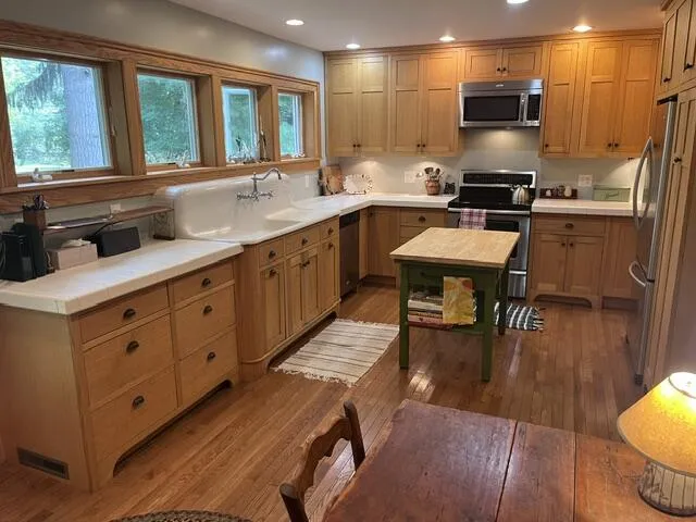 8497 Mill Street Onekama Village, MI 49675