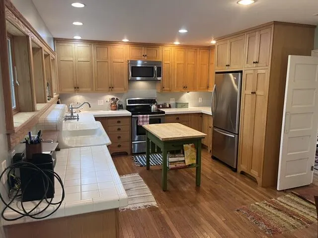 8497 Mill Street Onekama Village, MI 49675