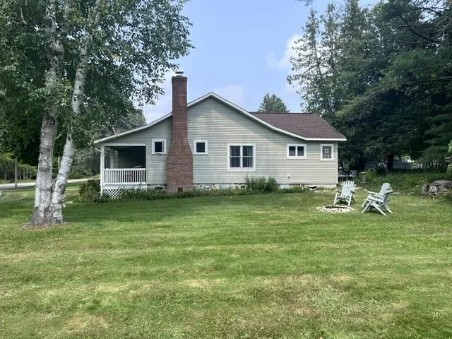 8497 Mill Street Onekama Village, MI 49675