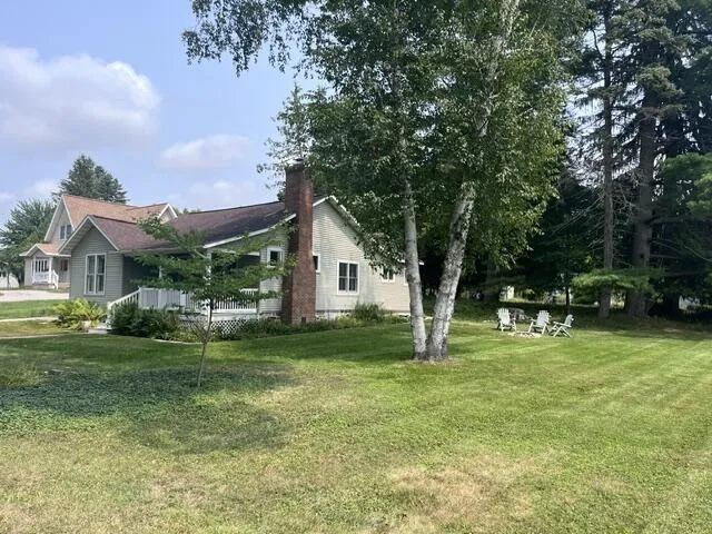 8497 Mill Street Onekama Village, MI 49675