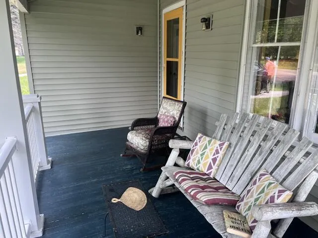 8497 Mill Street Onekama Village, MI 49675